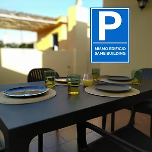Yellow Duplex Free Parking And Terrace Apartament